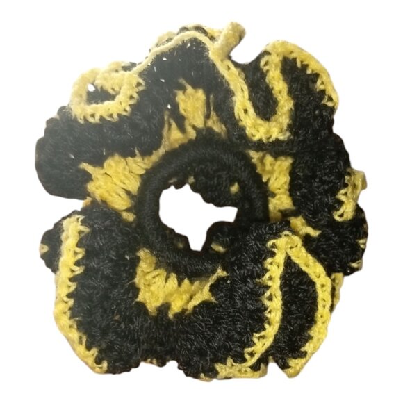 Bellacrafts Other - Handmade crocheted scrunchies